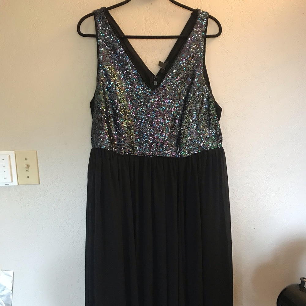 Sequin and Chiffon Party Dress